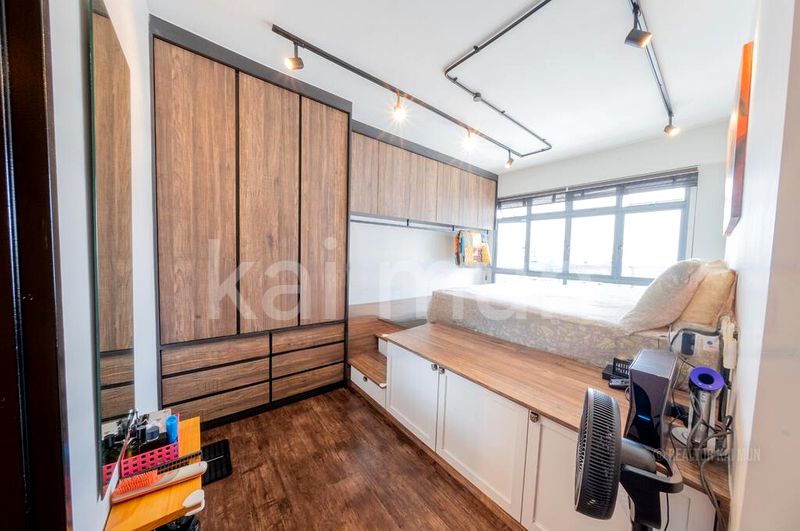 Premium HDB for Sale in  682A Edgedale Plains - Image 6